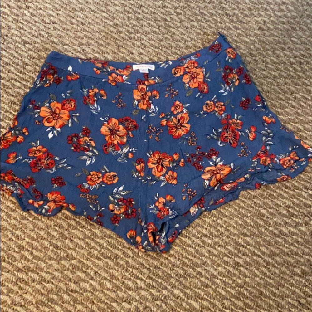 Flowery flower shorts